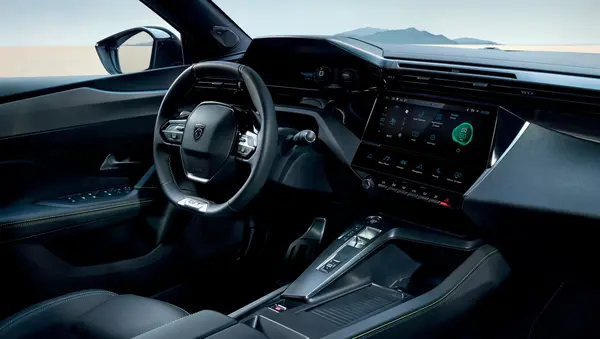 Peugeot 408 - Peugeot i-Connect Advanced