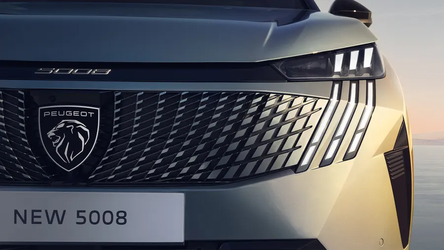 Peugeot 5008 - Detalle frontal