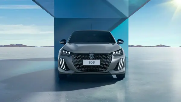 Peugeot 208 - Vista frontal